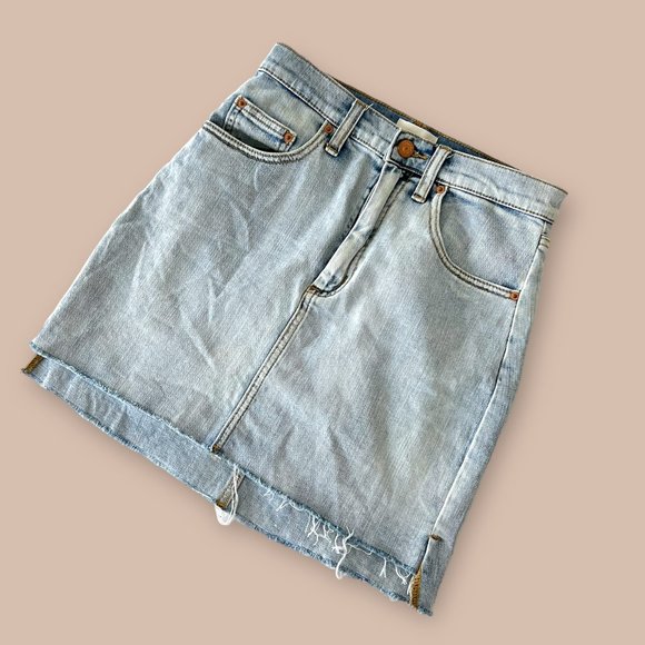 aritzia wilfred free denim skirt size 2 - Picture 1 of 6